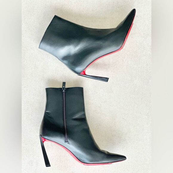 Christian Louboutin Condora Leather Pointed Toe Heels Black Ankle Booties EU40.5 - Picture 12 of 13
